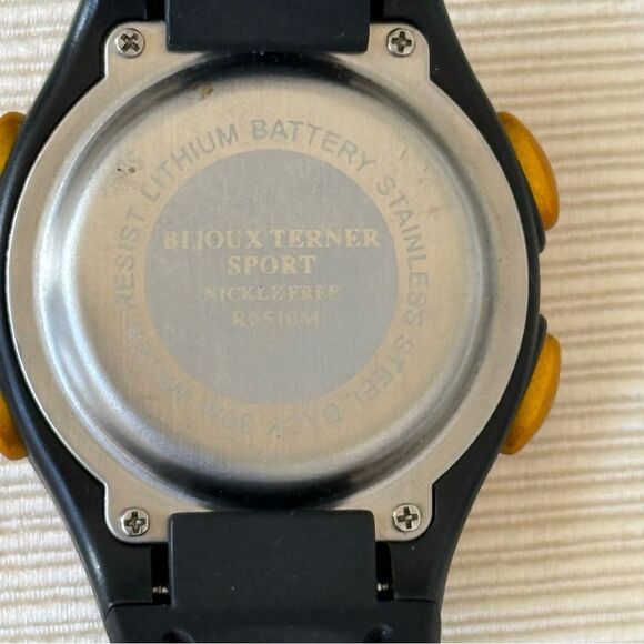 Casio Mens Watch G-Shock GA100C-8ACR Black Digital 5081 Style from 2015 - Picture 2 of 5